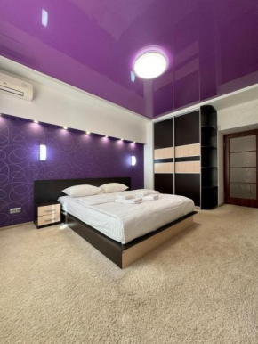 ApartPoltava Неповторні апартаменти в ЦЕНТРІ Полтави КОРПУСНИЙ ПАРК